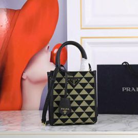 Picture of Prada Lady Handbags _SKUfw119444469fw